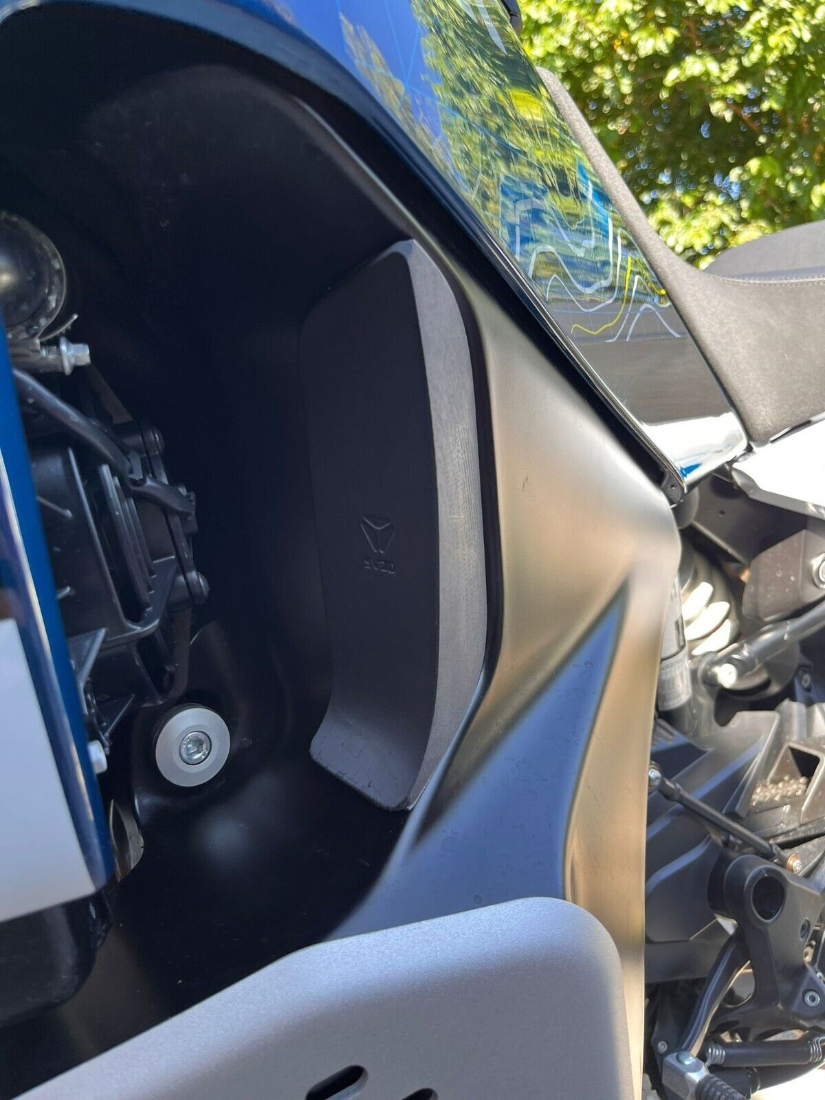 Deflettori Paracalore per Husqvarna Norden 901 – Massima Protezione e Comfort di Guida