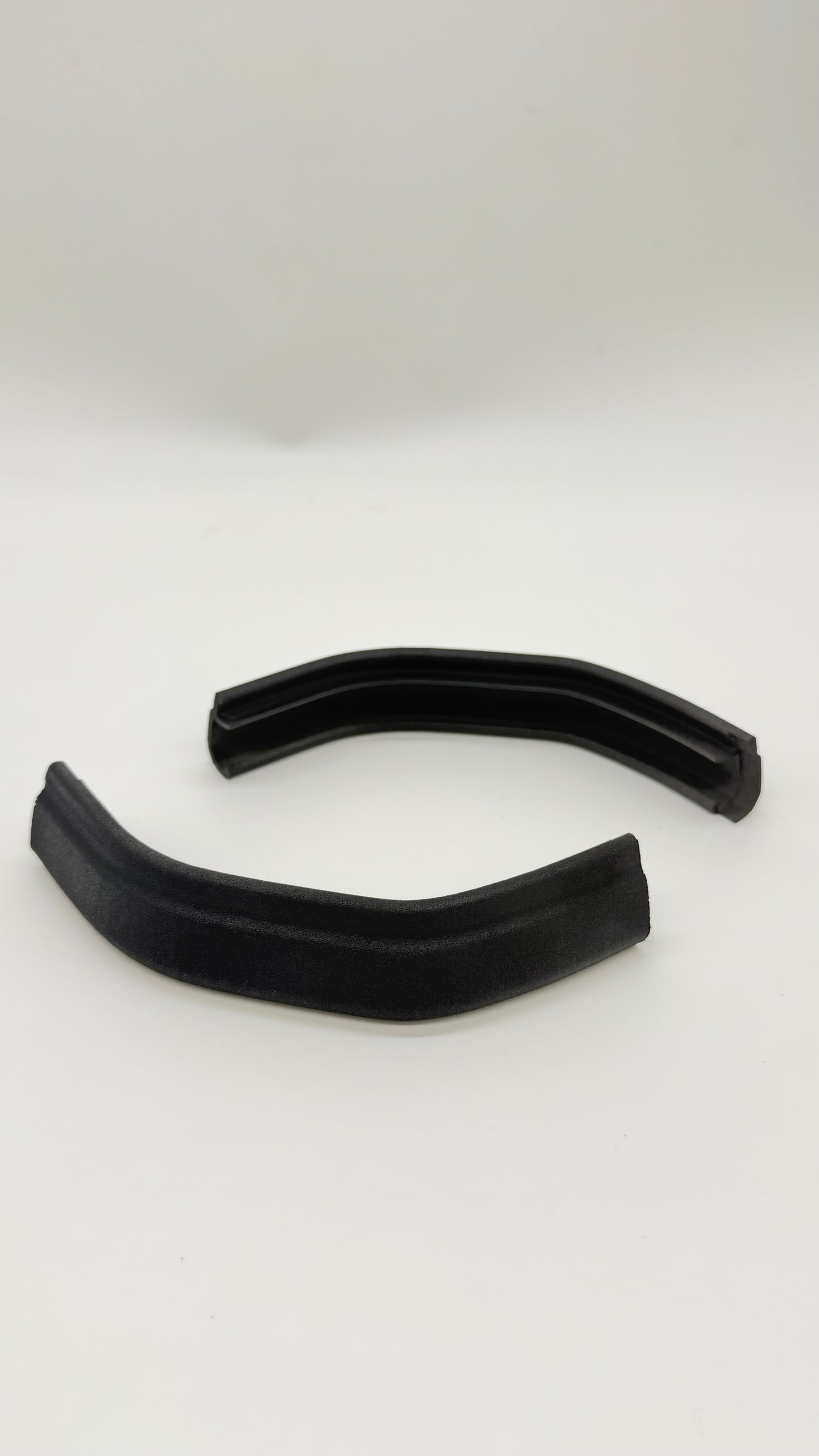 Grondaia Tetto Land Rover Discovery 2 TD5 – Codice Originale DBC101400