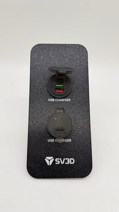 USB adapter for Land Rover Discovery 2 TD5. Made of durable PA12, with USB module included.