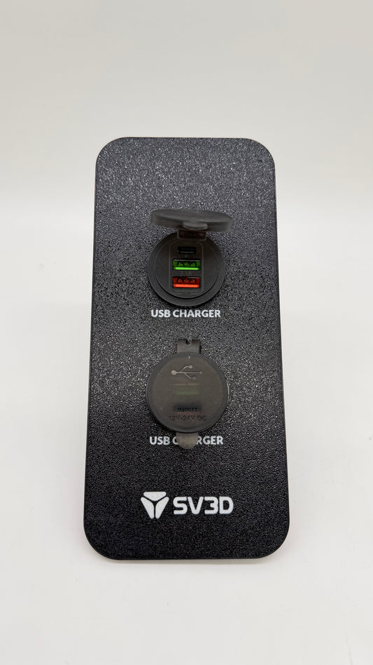 Placchetta con USB per Land Rover Discovery 2 TD5. Realizzata in PA12 resistente, con modulo USB incluso.