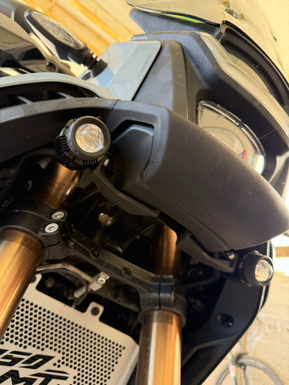 Kit Staffa Faretti CFMOTO 450 MT – PA-12 CF con Faretti LED 35W